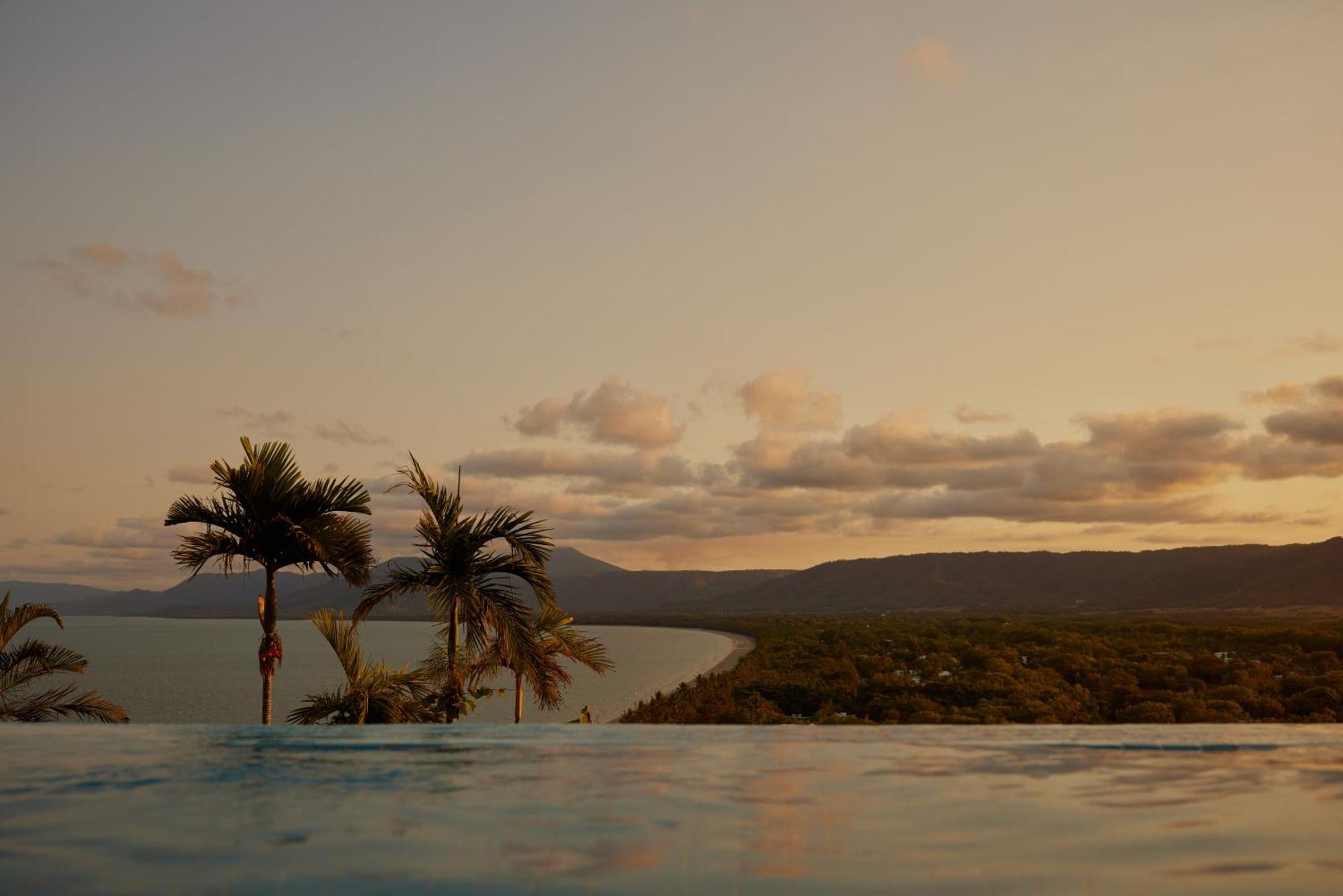 'The Edge' Unique Luxury Experience Villa Port Douglas Exteriör bild